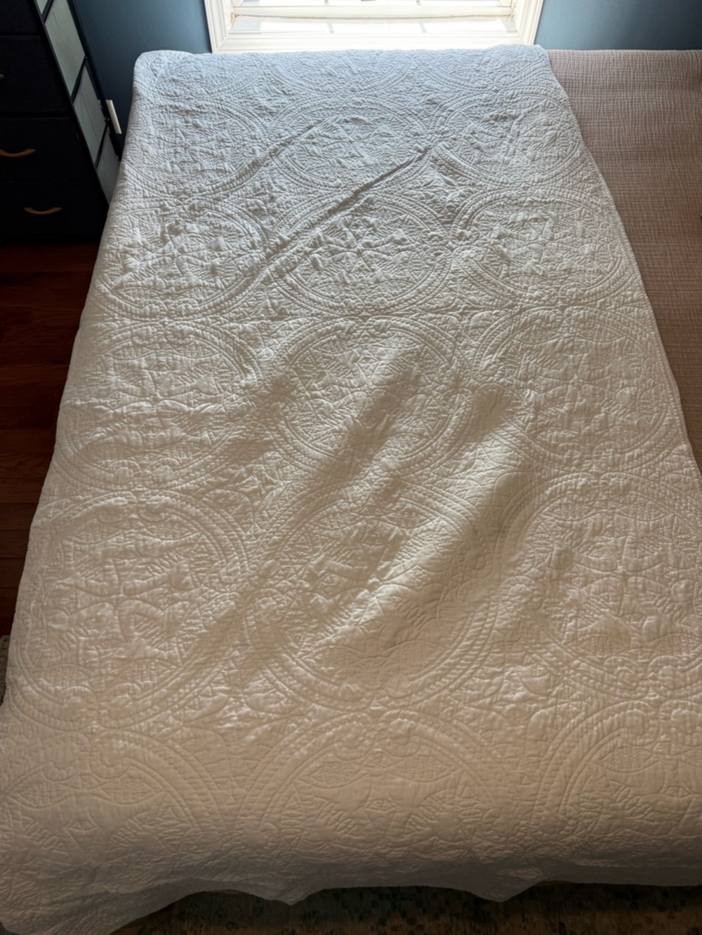 Opalhouse White Quilted Medallion Quilt - Picture 2 of 4